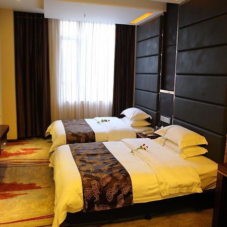 Lavande Hotel Wuhan Railway Station Екстериор снимка