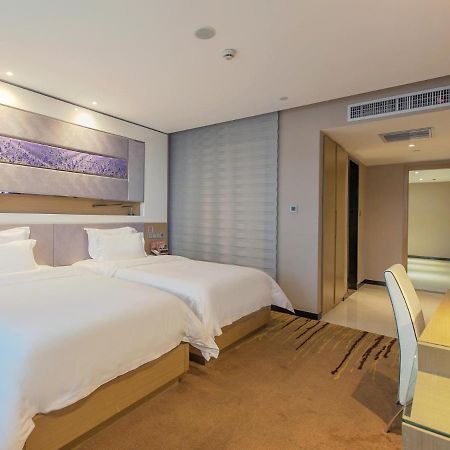 Lavande Hotel Wuhan Railway Station Екстериор снимка