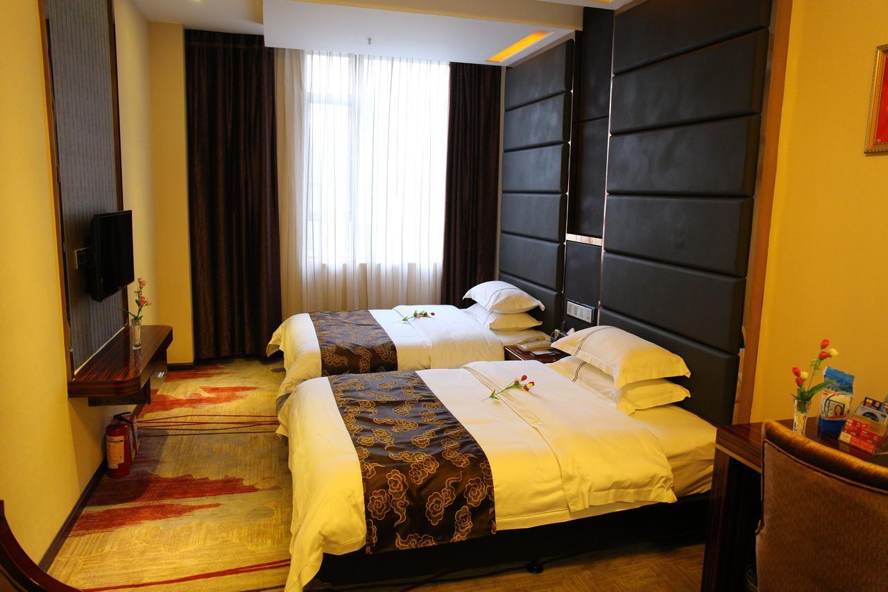 Lavande Hotel Wuhan Railway Station Екстериор снимка