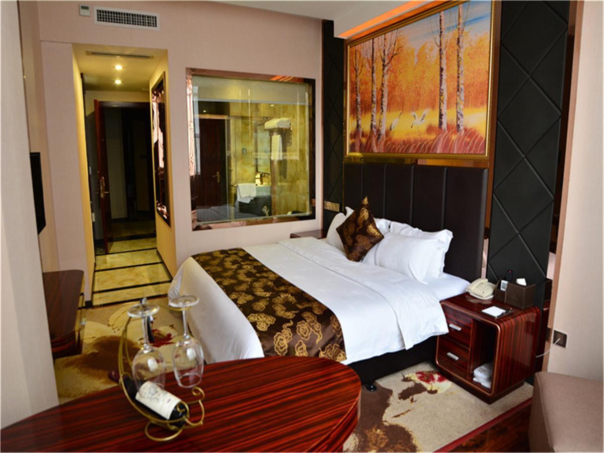 Lavande Hotel Wuhan Railway Station Екстериор снимка