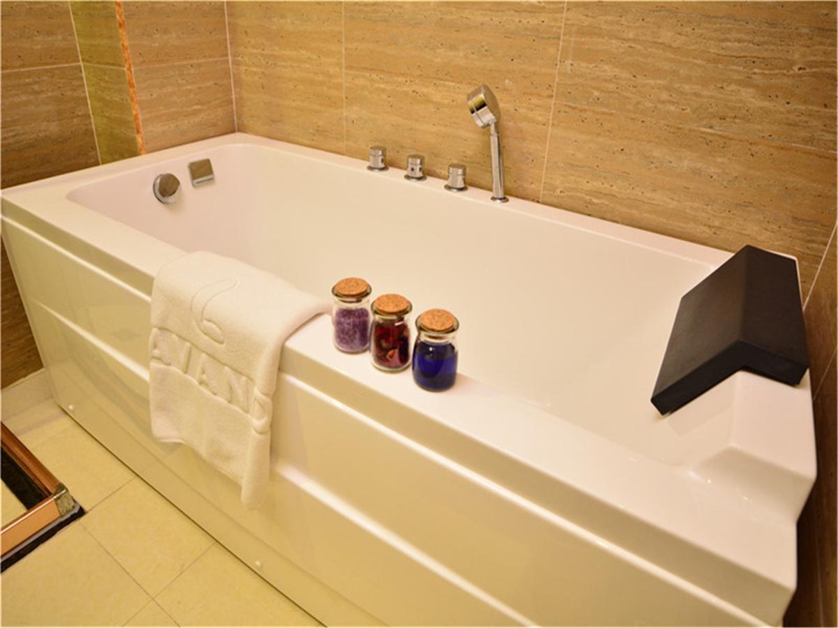 Lavande Hotel Wuhan Railway Station Екстериор снимка